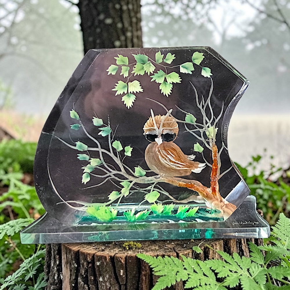 Vintage Lucite Owl Paperweight Sculpture Hand Painted Woodland Bird MCM Decor - Picture 16 of 16